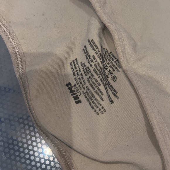 skims seamless sculpt OPEN BUST SHORTIE BODYSUIT - Picture 8 of 11